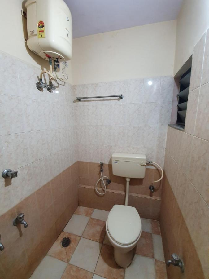 Veekay Residency Hotell Bangalore Exteriör bild